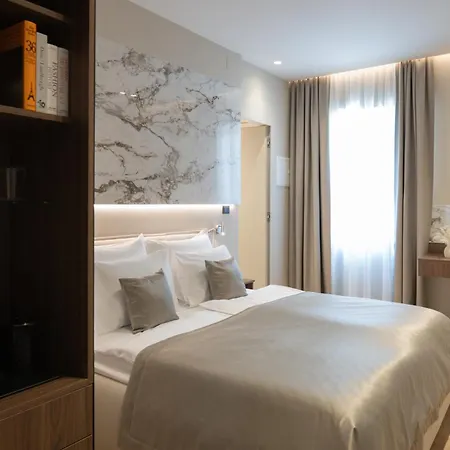 Amélie Luxury 2 *