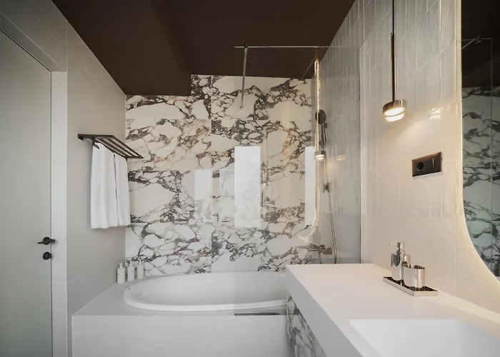 Amélie Luxury 2 Affittacamere 4*